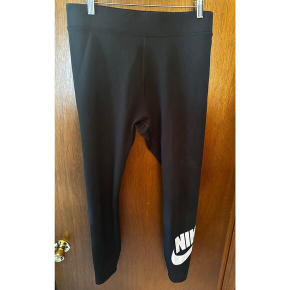NWOT NIKE LOGO BLACK FULL LENGTH LEGGINGS; SIZE L - Picture 2 of 5